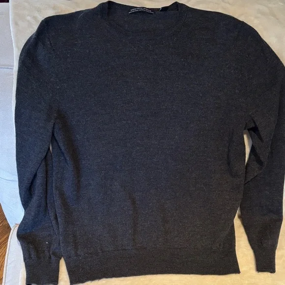 Saks Fifth Avenue Black Label Charcoal Crewneck Sweater in L - Picture 1 of 6